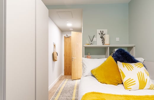 Copper En Suite